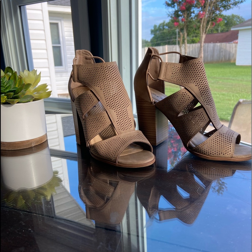 Gently Used Soda Block Heel- Size 6.5
